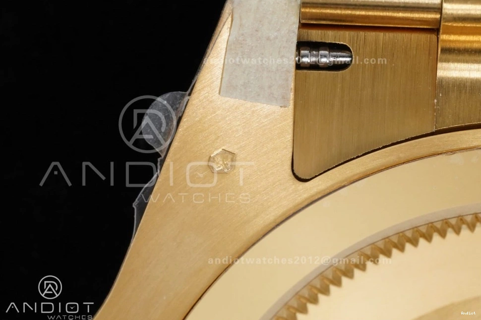 Black Clean YG Best Dial 126618 On Edition SH3235 YG Submariner 1:1 Bracelet LN 0319